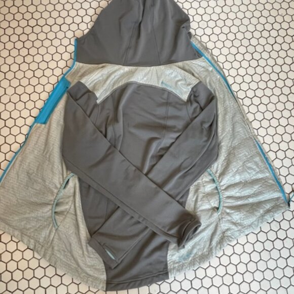 Outdoor Research women's technical jacket - Picture 3 of 5